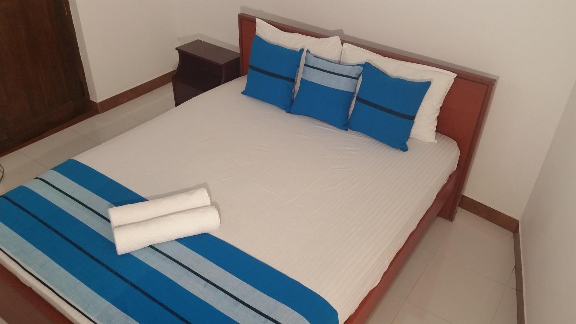 Serene View Tourist Rest Hotel Анурадхапура Екстериор снимка