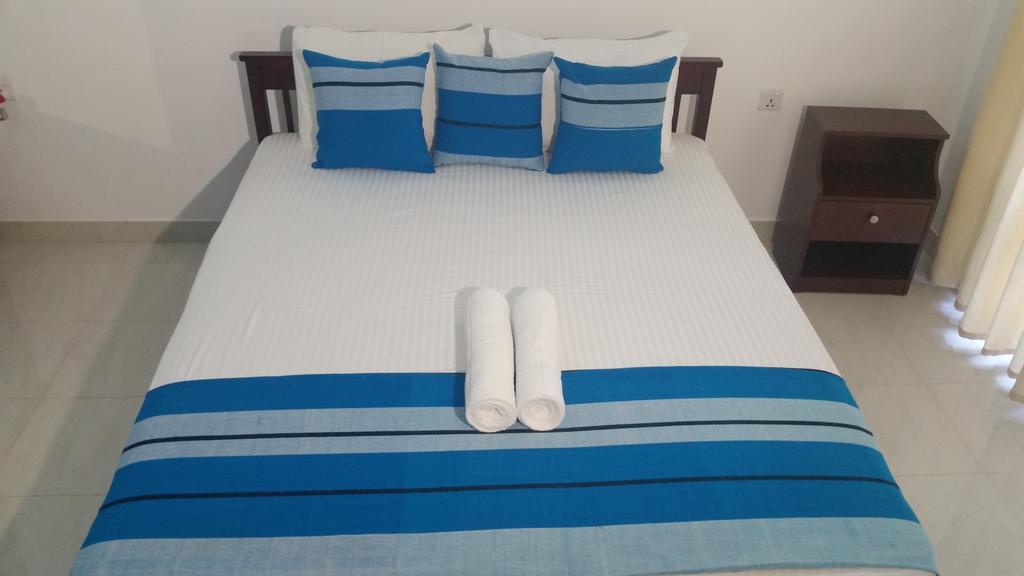 Serene View Tourist Rest Hotel Анурадхапура Екстериор снимка