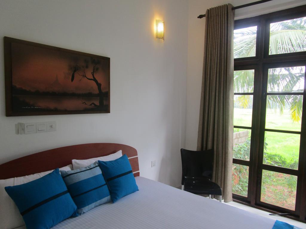 Serene View Tourist Rest Hotel Анурадхапура Екстериор снимка