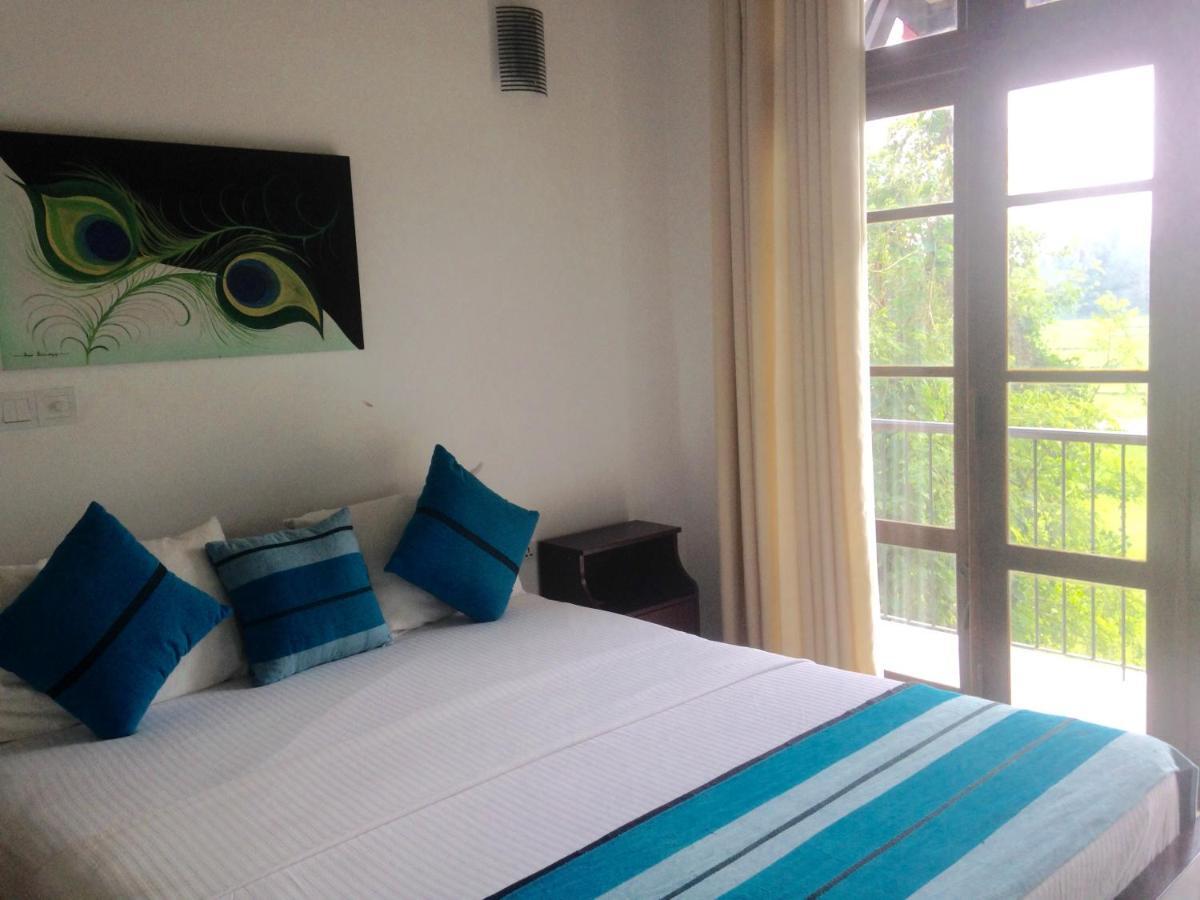 Serene View Tourist Rest Hotel Анурадхапура Стая снимка